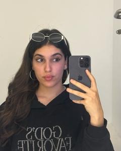 w b